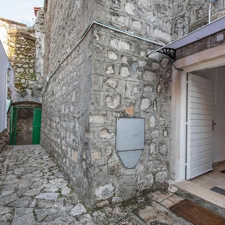 Apartment Forteca Lux Πέραστ Εξωτερικό φωτογραφία