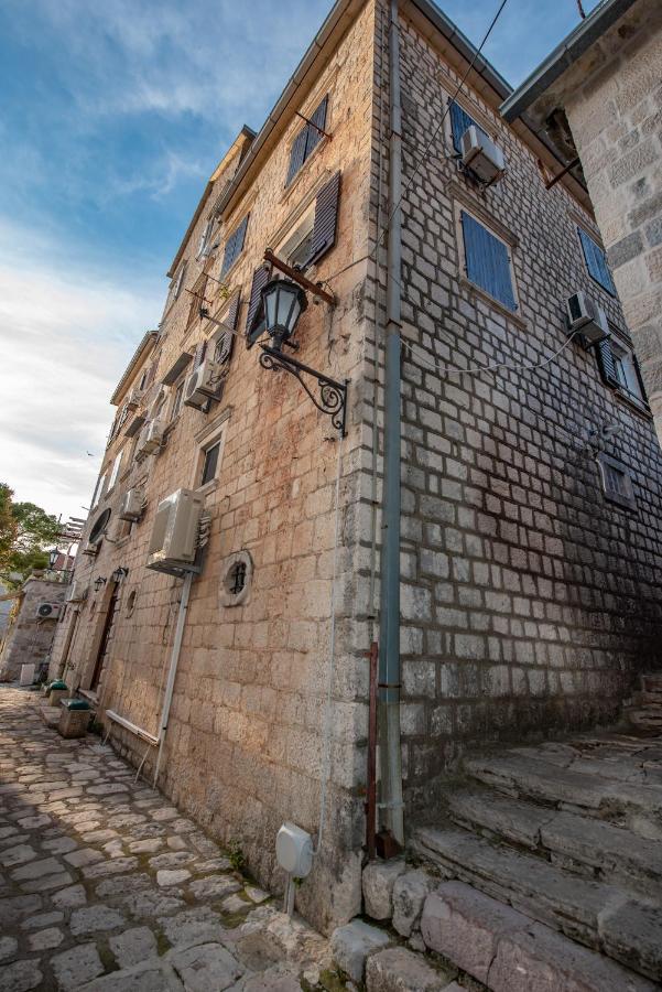 Apartment Forteca Lux Πέραστ Εξωτερικό φωτογραφία
