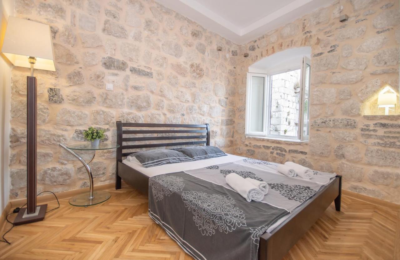Apartment Forteca Lux Πέραστ Εξωτερικό φωτογραφία