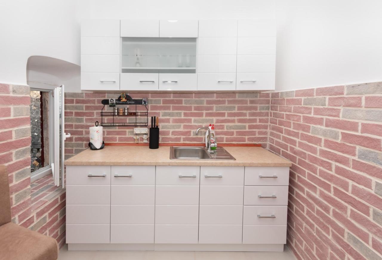Apartment Forteca Lux Πέραστ Εξωτερικό φωτογραφία